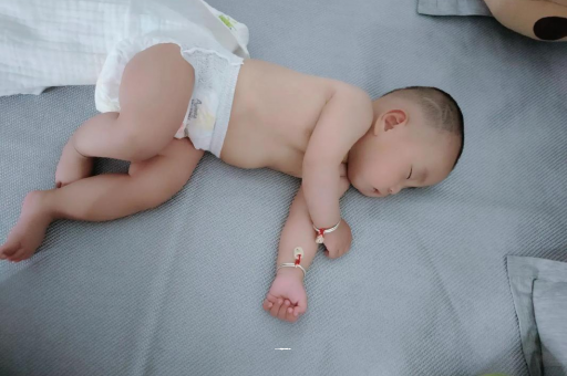 合肥三个月宝宝身高体重